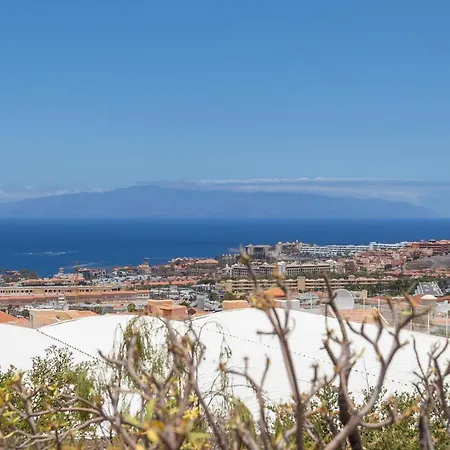 Family With Pool And Sea View By Lovetenerife בית נופש *