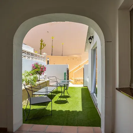 Family With Pool And Sea View By Lovetenerife بيت للعطل